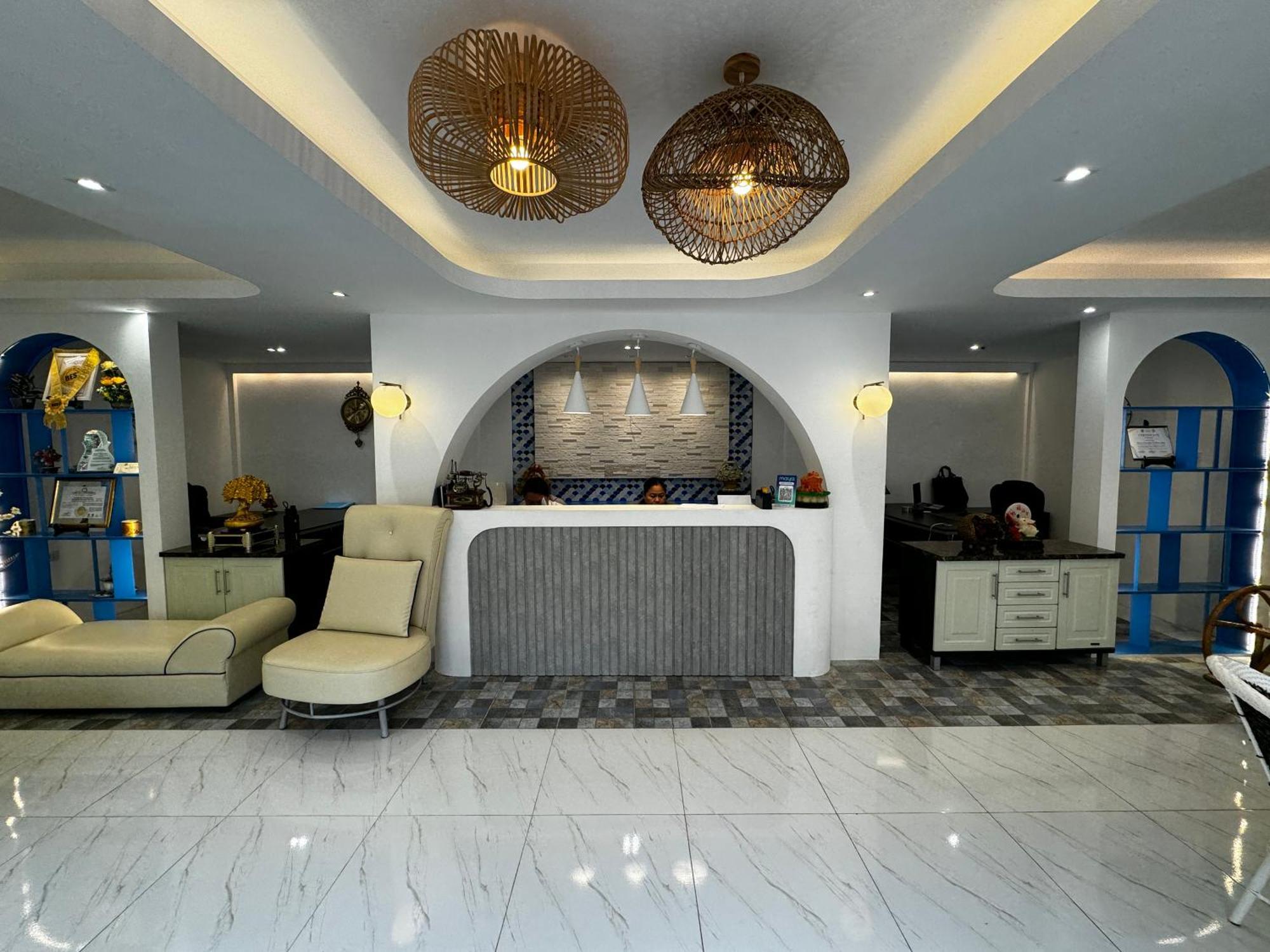 Ligao Bernese Resort Hotel Powered By Cocotel מראה חיצוני תמונה